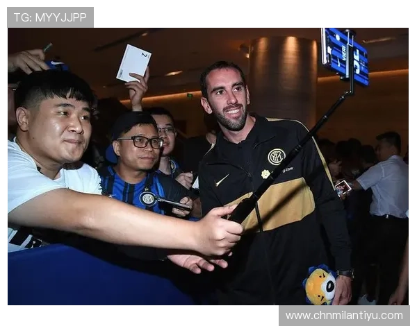 使用米兰官方手机版体验高清赛事直播和丰富的球迷互动功能